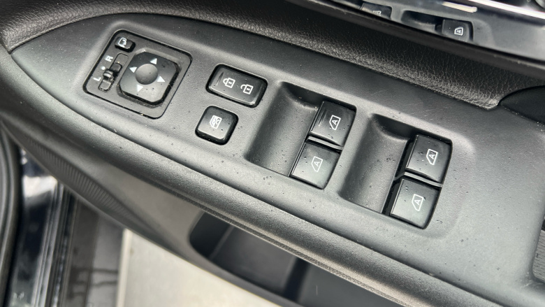 Mitsubishi Outlander 2.0 Exceed 5dr CVT Petrol Estate